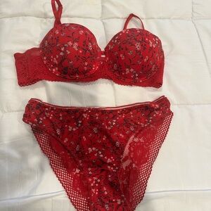 Jessica Simpson Red Floral Lace Bra and Panty Set